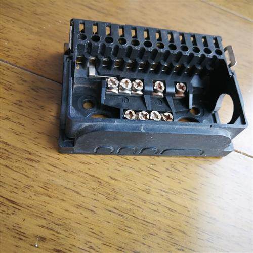 全新库存LME22 LGB22 LMG22 LOA24 LOA44全新议价