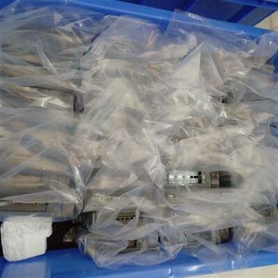 全新库存Q02UCPU,成色如图,功能包好,17序列号,全新议价