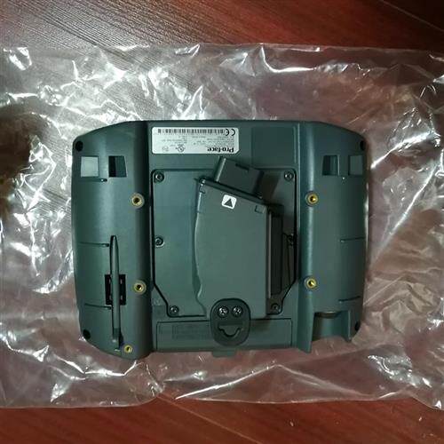 全新库存触摸屏AGP3300H-L1-D24-YEL-KEY全新议价