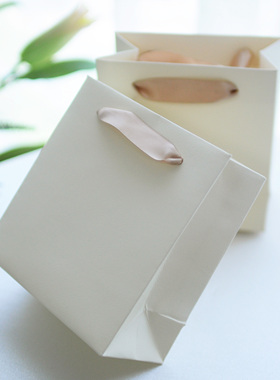 ins风米色母亲节礼品袋结婚logo可定手提纸袋手袋礼物包装礼袋