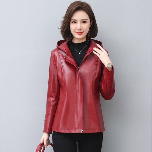 正品皮衣女短款连帽妈妈装皮外套