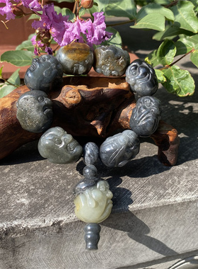 新疆和田玉 青花墨玉独籽精雕十八罗汉籽料手串 黑白分明  140克