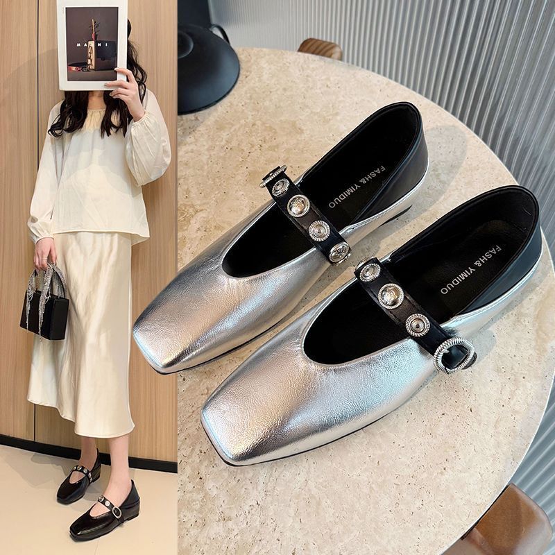 单鞋女2025秋季新款复古时尚韩版气质一字扣浅口坡跟玛丽珍小皮鞋