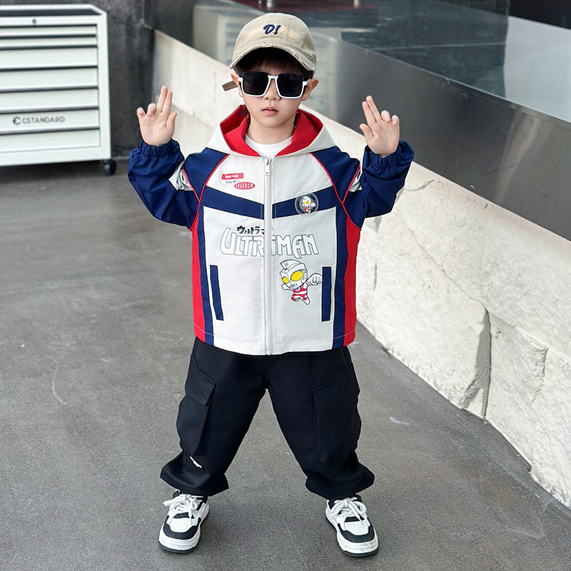 奥特曼衣服男童春装外套2026新款儿童潮痞帅男宝宝运动秋季冲锋衣