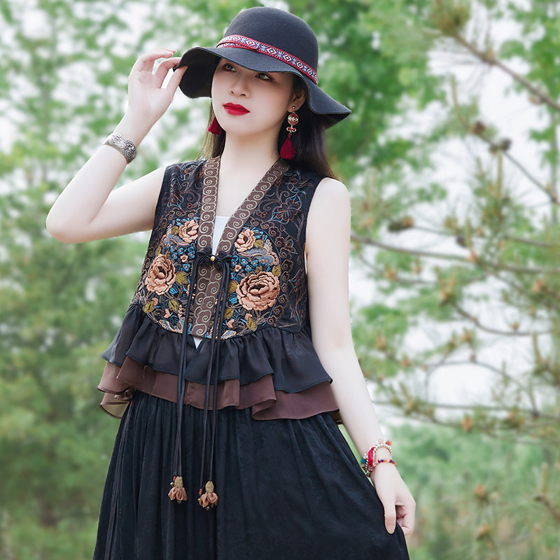 夏季新款民族风女装缎面绣花马甲复古短款系带开衫马夹女式小上衣