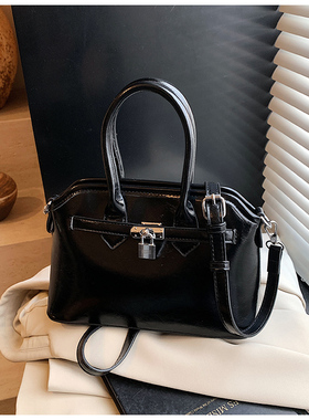 【长24宽8高16.5】新款休闲简约潮流大气质感斜挎包0702黑色