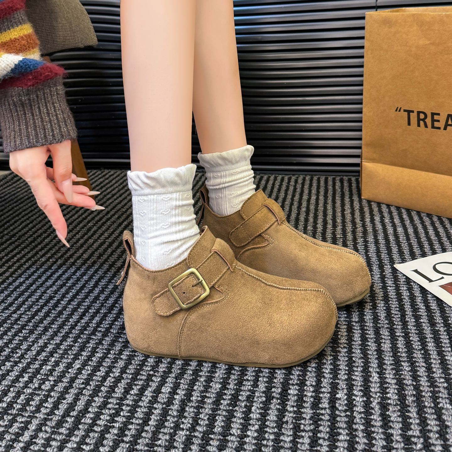 隐形增高5CM！一脚蹬加绒单鞋女