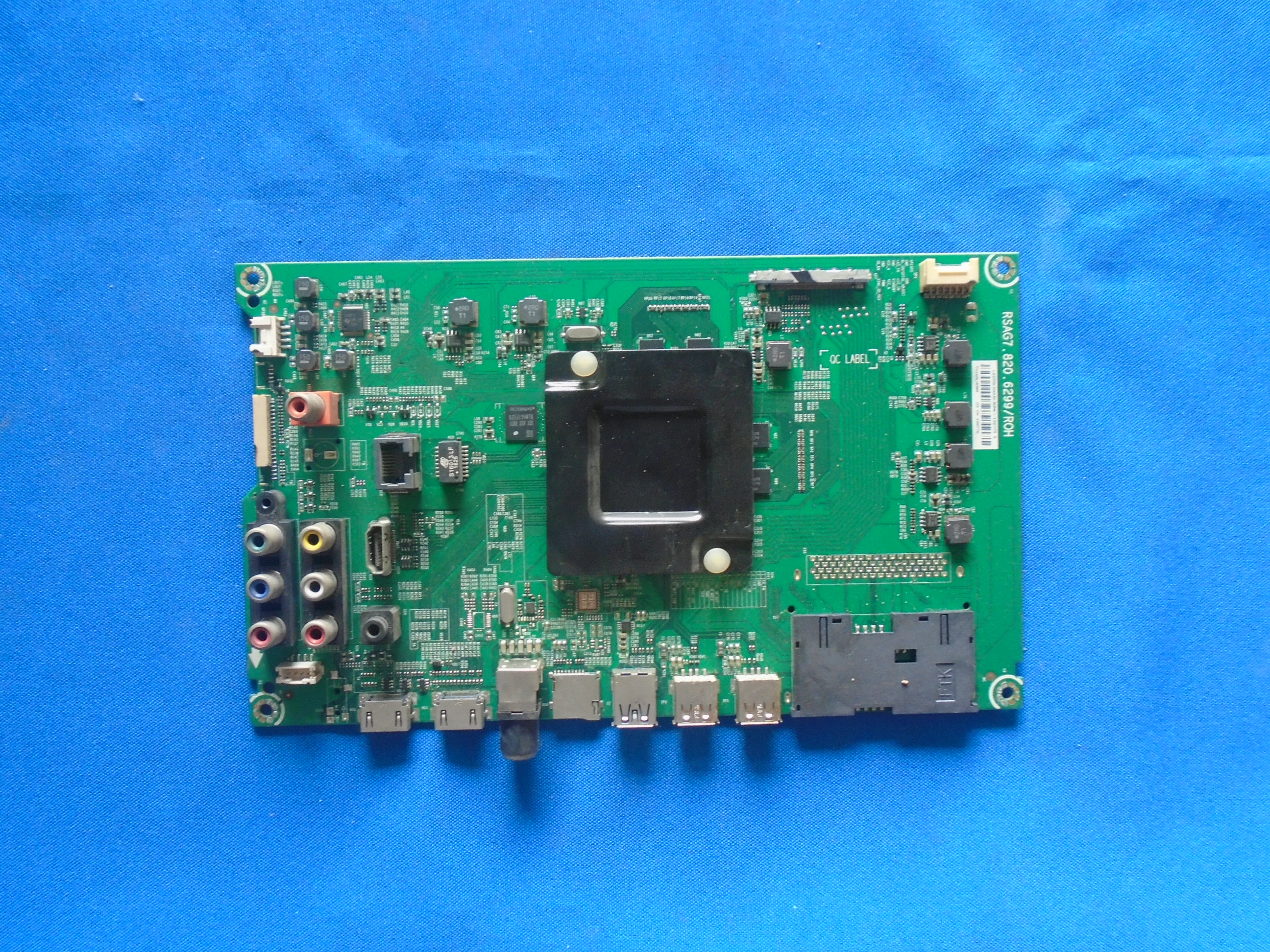 ##原装海信LED55K300UD(BOM3)主板RSAG7.820.6299屏HD550DU-B81