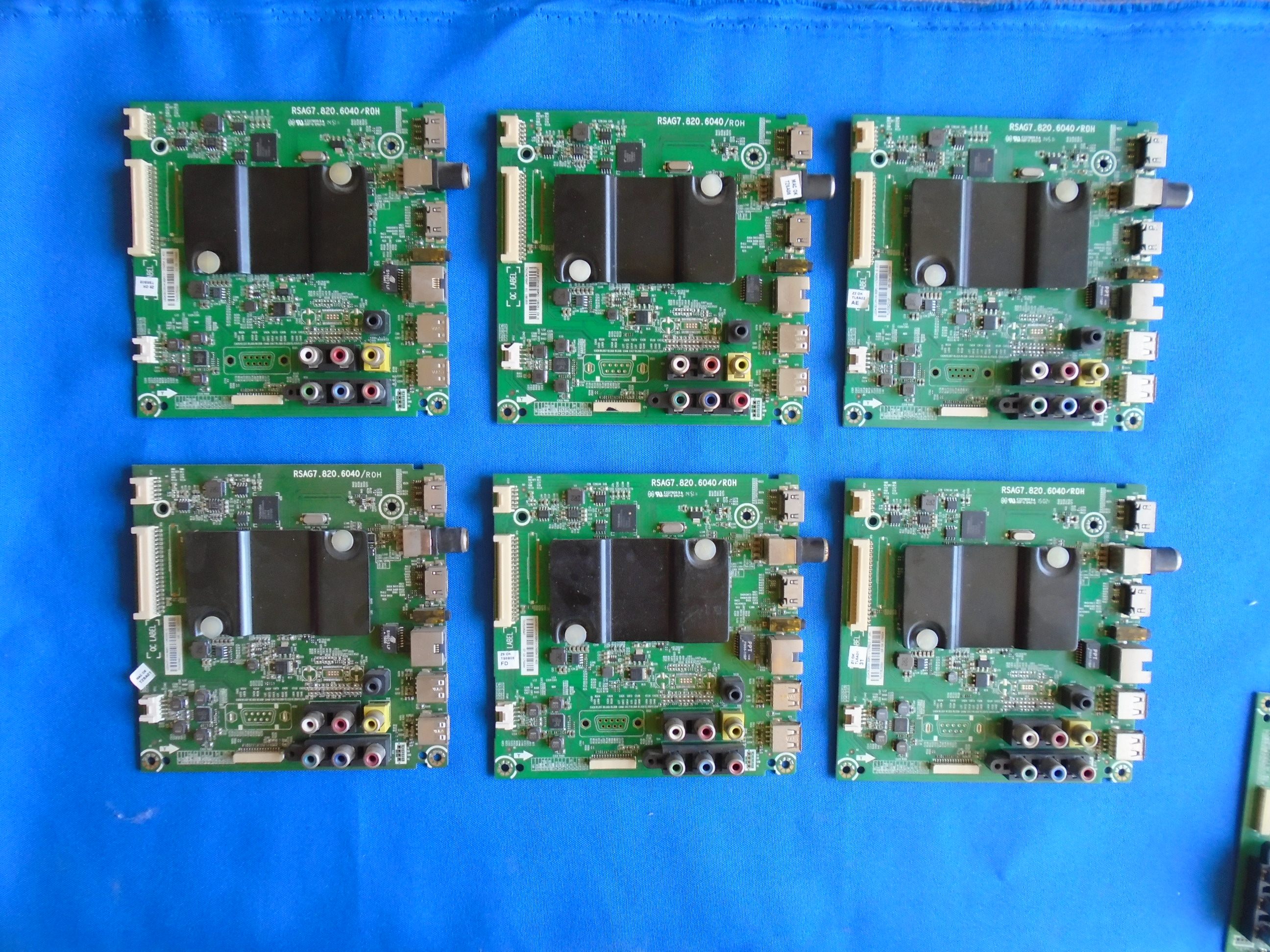 原装海信LED43K260(BOM1)主板RSAG7.820.6040配屏HD426DF-B51现货