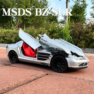 1/24本治SLR合金汽车模型回力声光玩具跑车蝴蝶门赛车道奇地狱猫