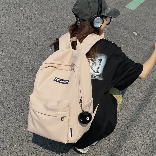 Товары от 爱旅揹包