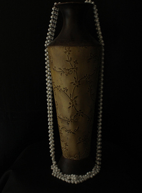 FHSTUDIO小众设计仿珍珠幻彩白珠超长项链法式简约