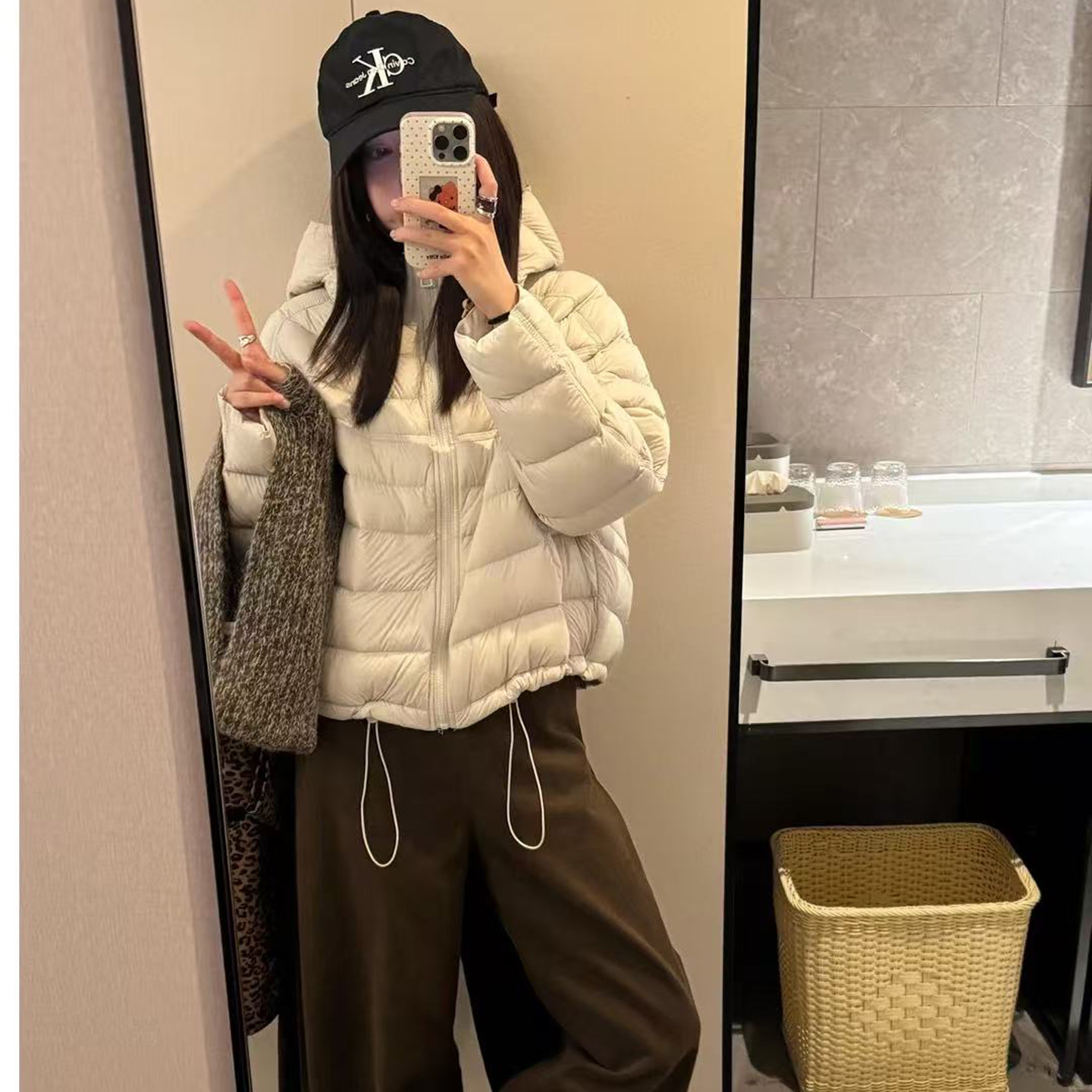 韩系小个子加厚连帽排骨羽绒服