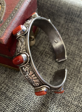 搜十复古男女通用珊瑚手镯