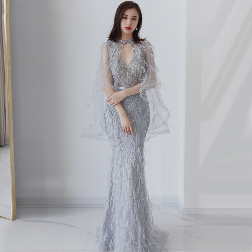 特价2023新款灰色羽毛礼服披肩鱼尾优雅气质年会主持婚礼新娘敬酒