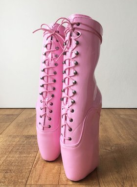 粉色虎头扣前系带包跟芭蕾短靴站立芭蕾靴 BLDB70XF