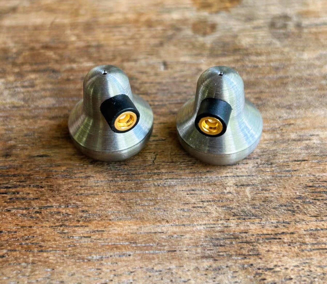 平头非入耳耳机高解析千元级HiFi动铁压电陶瓷金属mmcx人声神器
