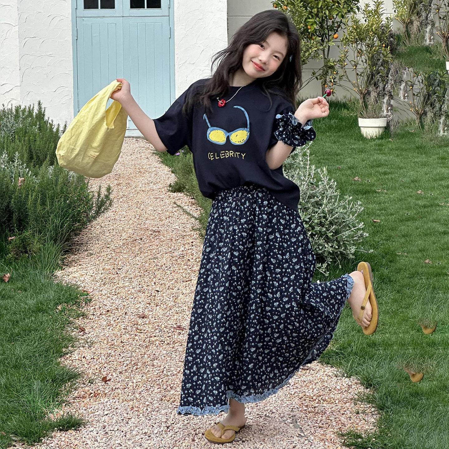 女童韩版田园风碎花半身裙两件套2026夏季新款女大儿童短袖套装。