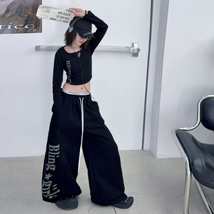 女童美式嘻哈风阔腿裤2026春装新款女大童高街潮牌儿童街舞裤子。