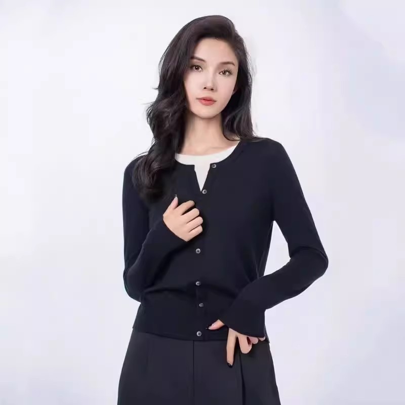 哥家商场同款2025秋冬新款修身假两件长袖羊绒针织开衫女5399790