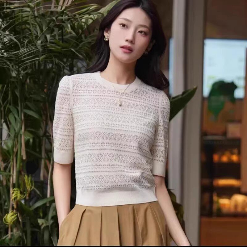 哥家商场同款女装2026夏新款时尚百搭镂空花纹针织短袖T恤138020