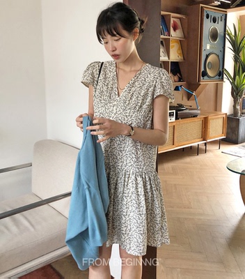 【cuckoo】韩国官网代购 韩系法式V领叶子连衣裙 from beginning