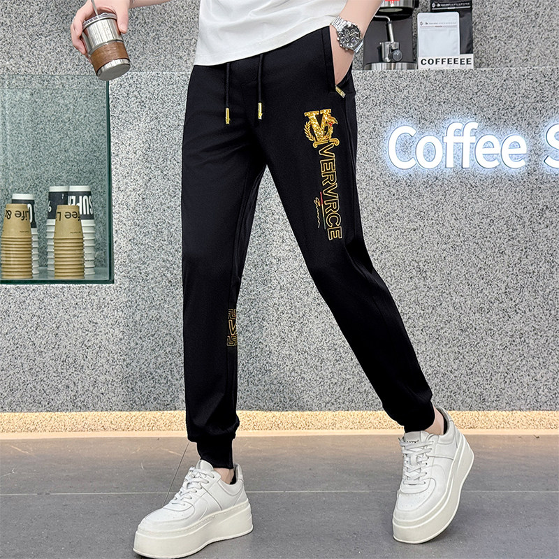 欧货潮牌刺绣休闲裤春夏季薄款天丝长裤运动高端束脚男士修身裤子