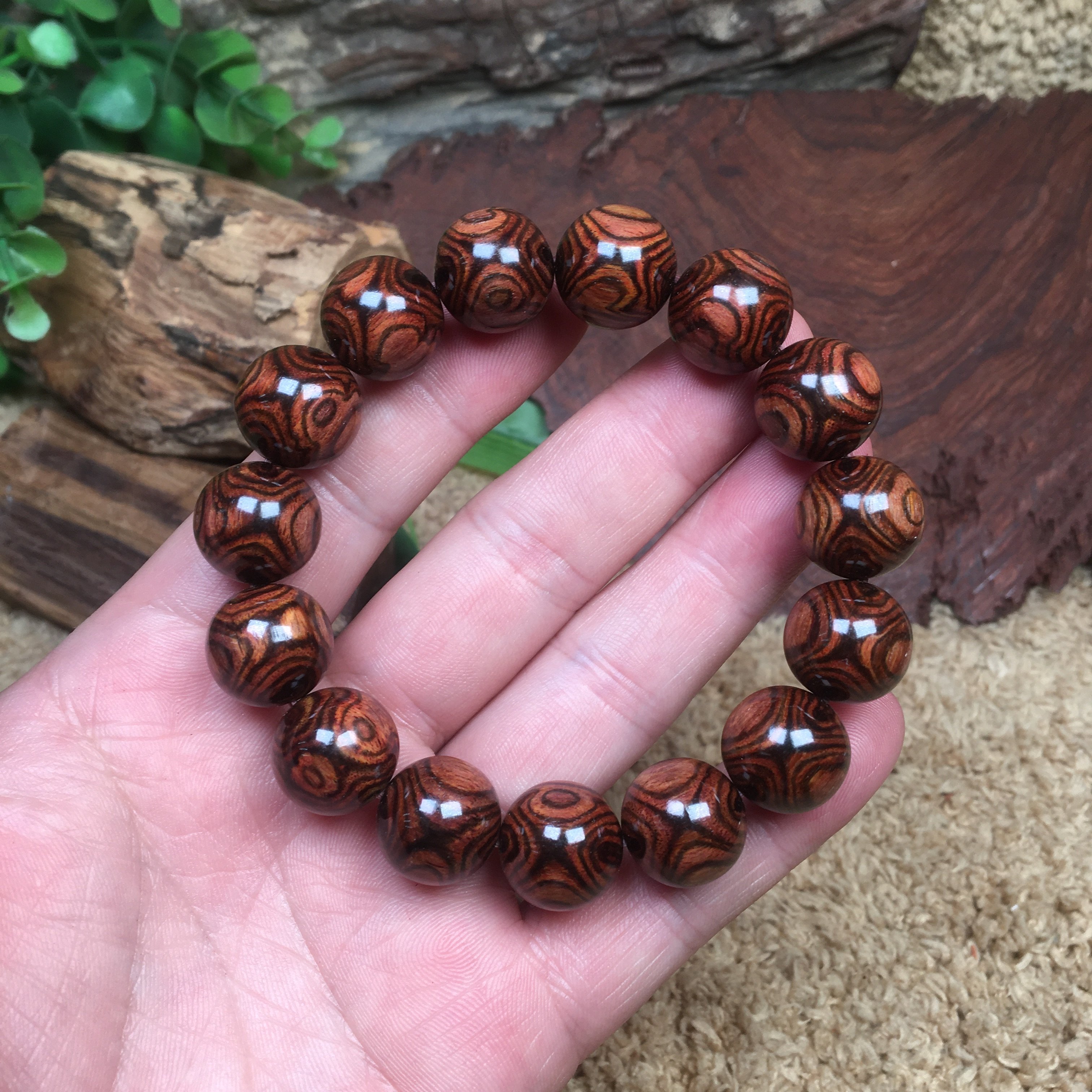 一物一拍正宗海南黄花梨油梨1.5圈对眼鬼脸野生料文玩男手串佛珠