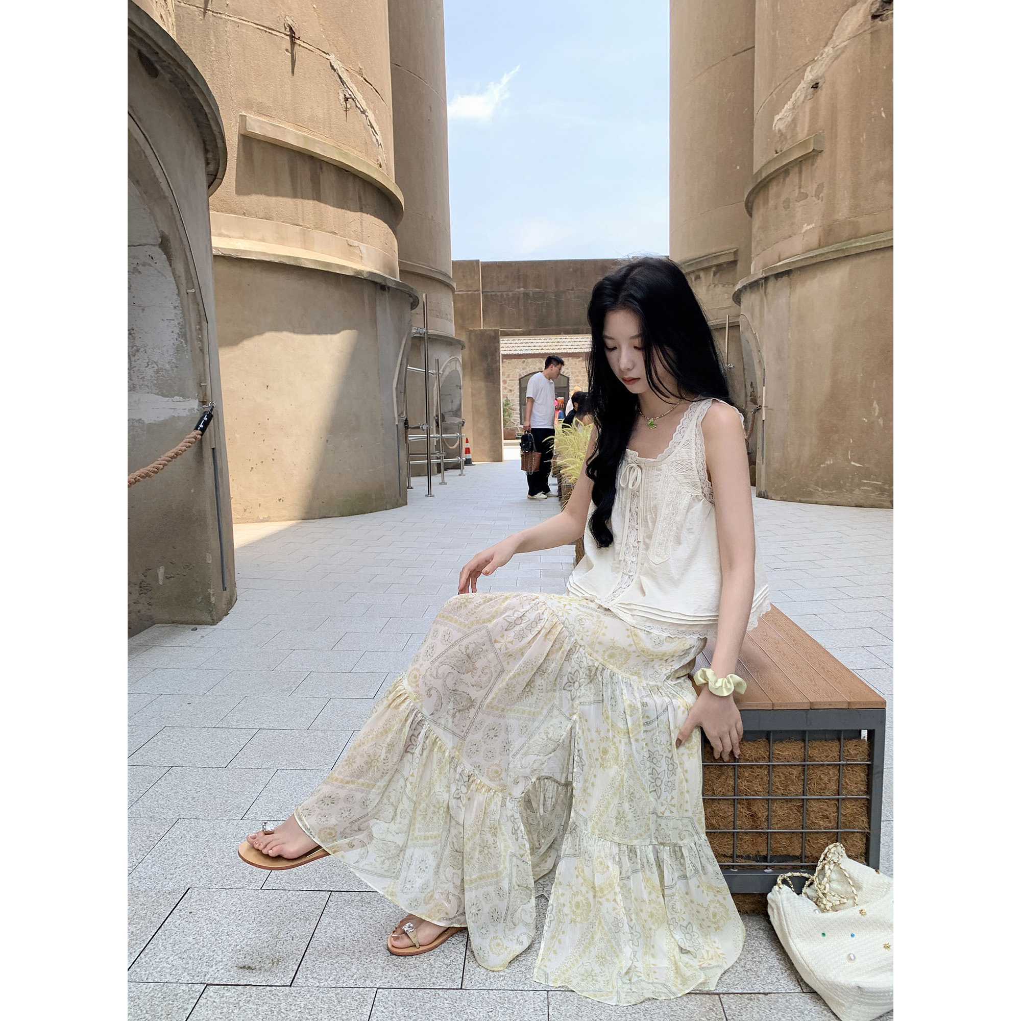 韩版甜美印花a字女半裙2025夏季新款侧开叉雪纺碎花半身长裙子