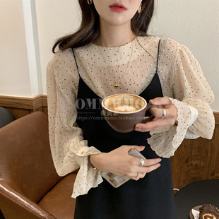 长袖 韩版 复古波点衫 2026夏新款 打底黑色吊带裙显瘦二件套裙 雪纺衫