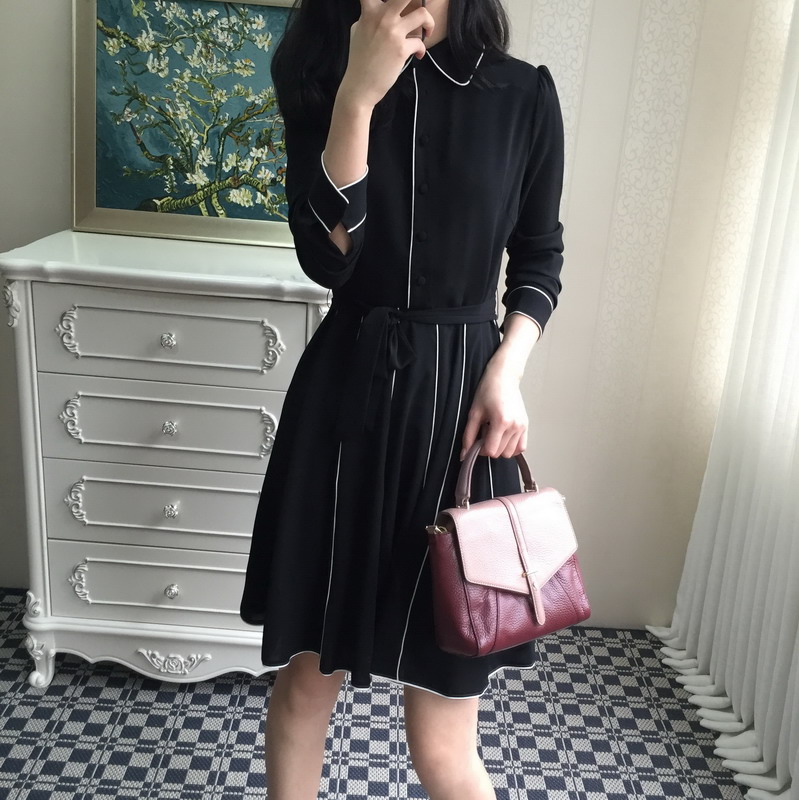 小黑裙显瘦修身黑色名媛连衣裙