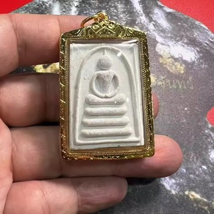 龙婆培 论少哈崇迪 理事贵模 印+塔固 送原包装 泰国挂饰吊坠