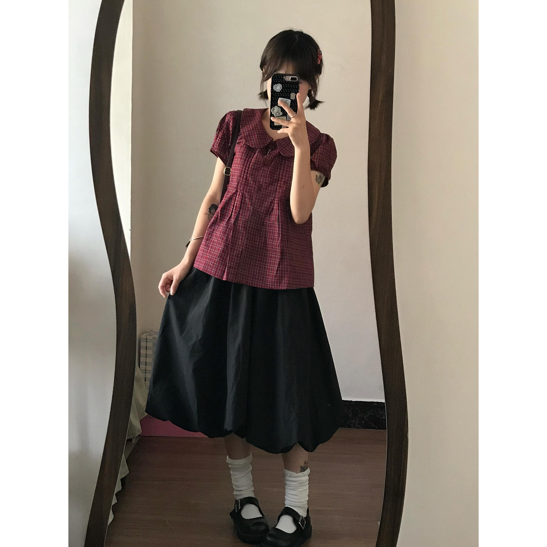 日系少女赫本风黑色蓬蓬显瘦花苞裙港味复古空气感高腰百搭半身裙