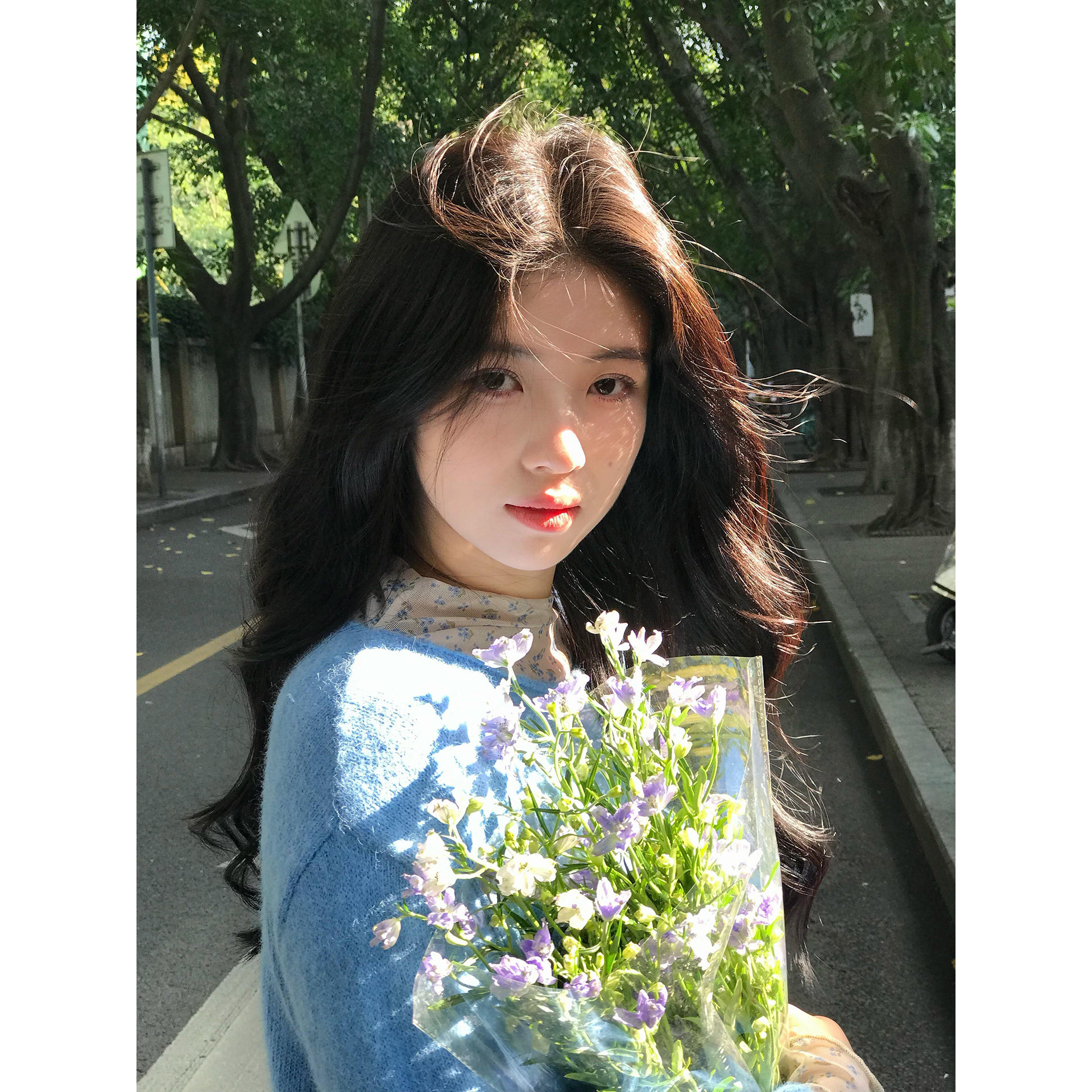 日系甜美克莱因蓝色套头毛衣女秋冬软糯慵懒风长袖圆领针织衫外穿