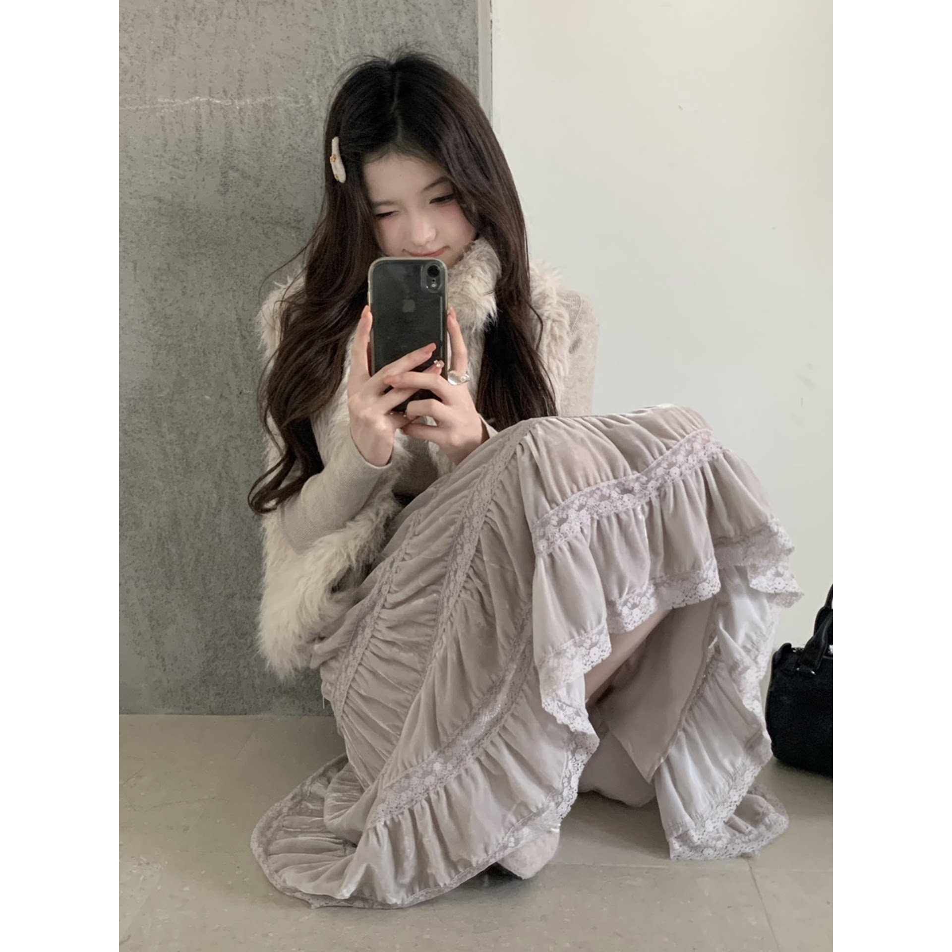 小众设计感灰粉色蕾丝拼接蛋糕裙女丝绒甜美日系学生中长款半身裙