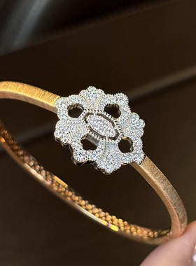 S925纯银 布契风镂空花朵手镯分色电镀大号拉丝工艺法式高级感玫