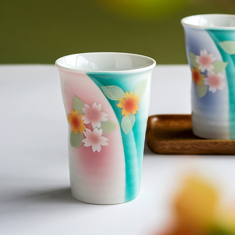 日本进口粉彩花绘自由杯翻口随手