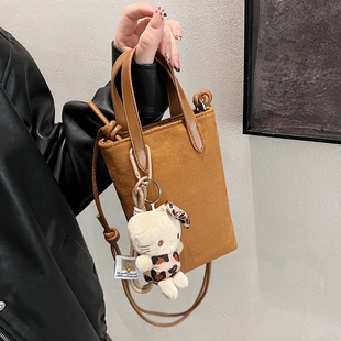 秋冬手提迷你小包包女2025新款 复古磨砂水桶包洋气斜挎豹纹手机包