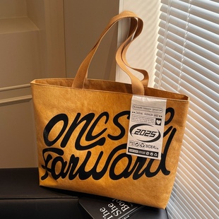 韩版大容量包包女2025新款字母杜邦纸手提袋子上课通勤单肩托特包