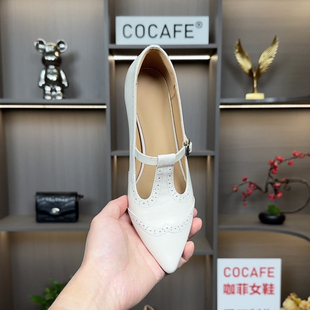 Cocafe春夏简约百搭丁字扣带布洛克风高跟鞋不掉跟尖头浅口单鞋女
