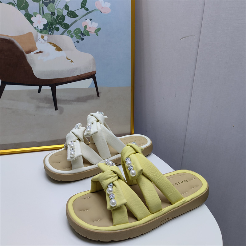夏款低跟(小于3cm)白色串珠水钻