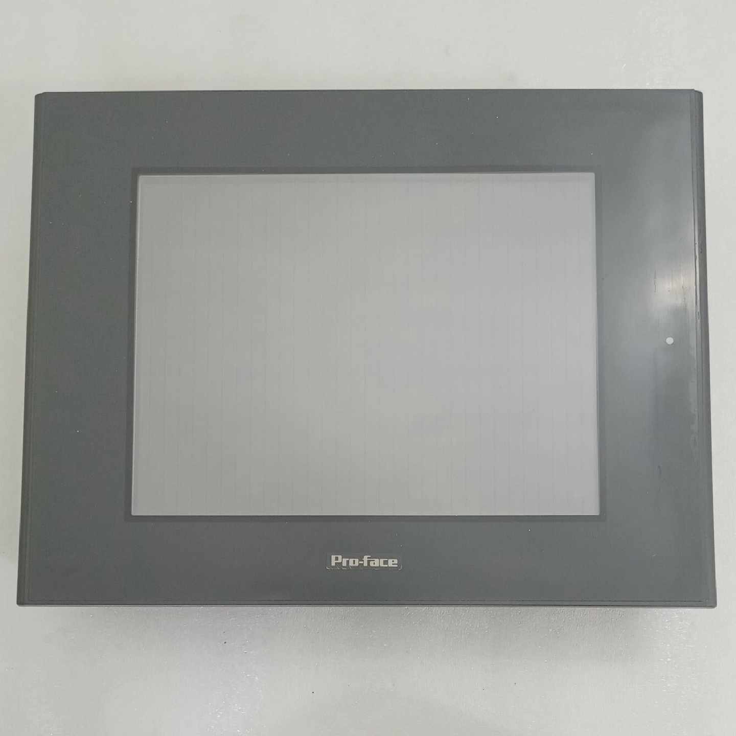 Proface HMI GP2500TC4124V 288004501 - 实物图