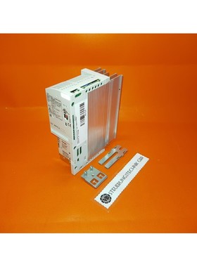 Lenze Frequezumrichter Type: E82EV751K2C / E82EV751_2C - 0,7