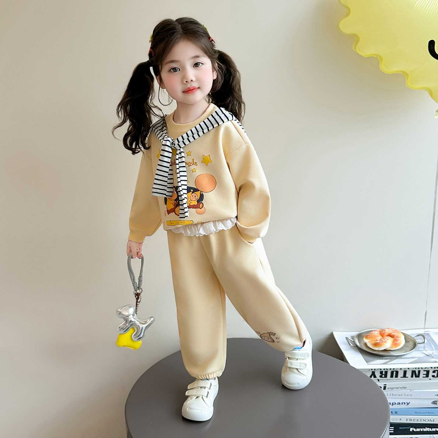 披肩可拆~女童休闲套装卡通小童运动韩版两件套女宝宝流行衣服潮