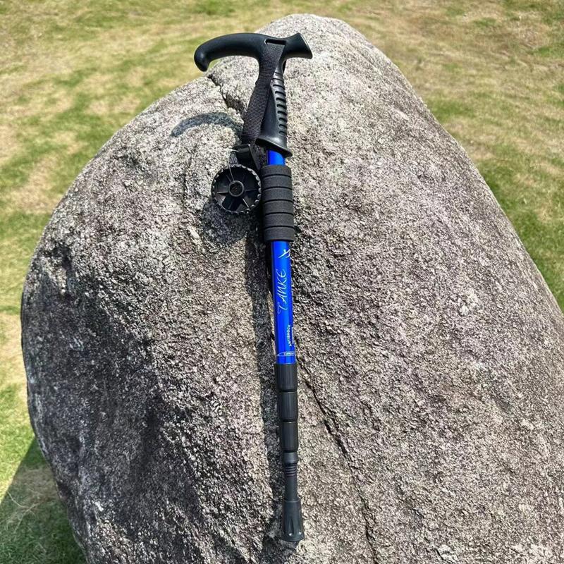 户外旅行登山杖可伸缩老年人四节图片