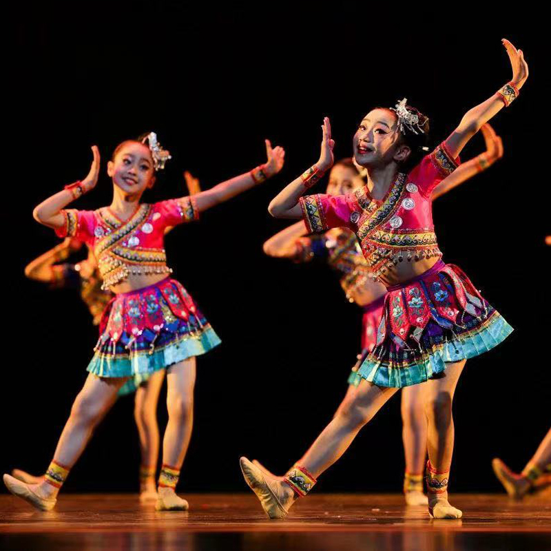 第十二届小荷风采敬惜一粒米儿童舞蹈演出服苗族少数民族舞台服装