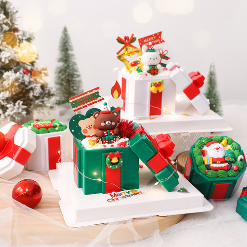 圣诞节礼物盒惊喜蛋糕