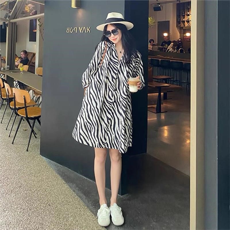 泰国三亚多巴胺旅行穿搭海边度假