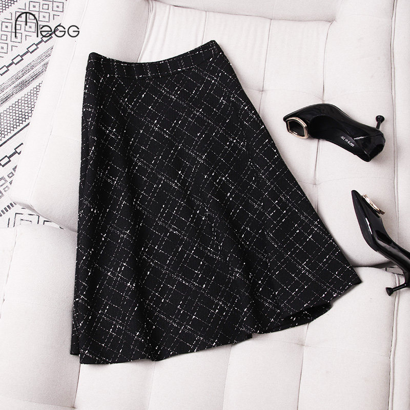 格子a字半身裙女2022春秋季新款小香风摆裙子黑色高腰中长款伞裙