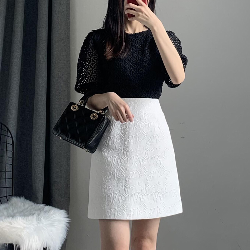 2023春夏季新款提花通勤半身裙黑色气质短裙女高腰修身白色a字裙